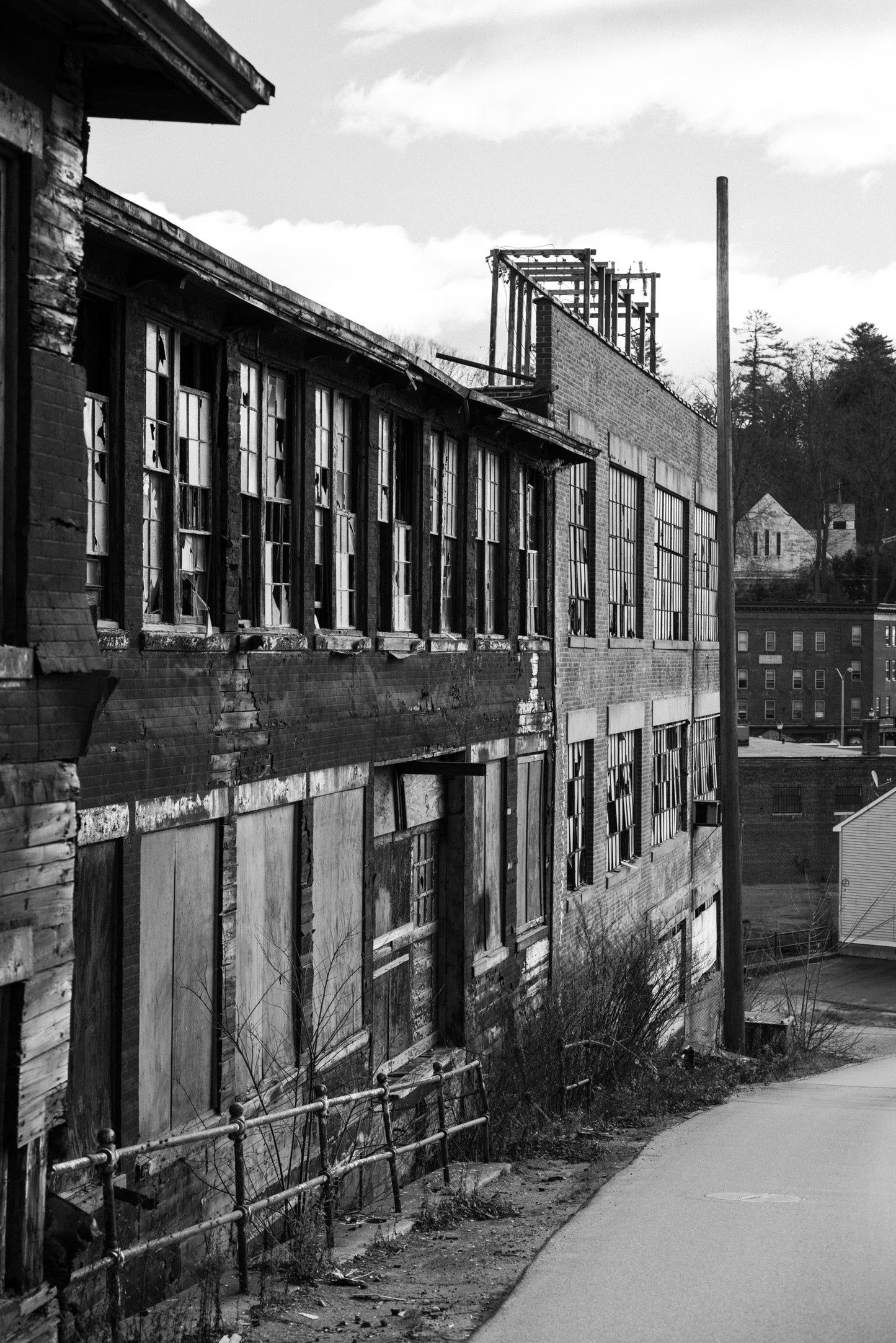 Hayes (Pullover Hoodie)