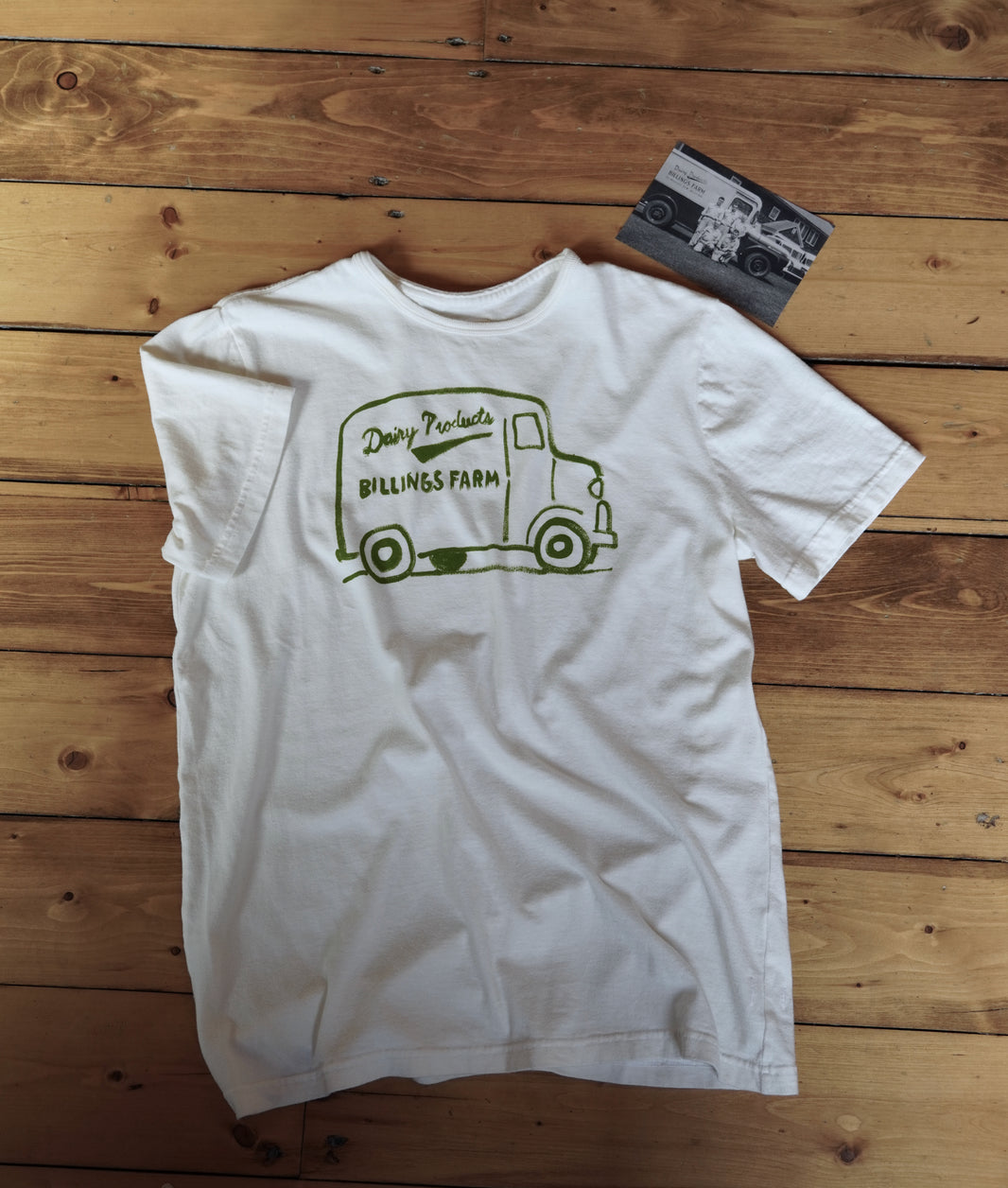 Closeknit (Graphic Tee)